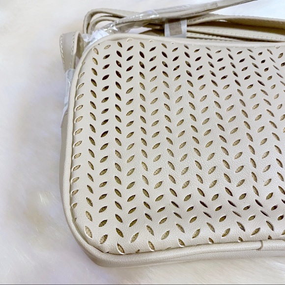 NWT Summer & Rose Delilah Lasercut Crossbody Bag - Picture 6 of 8